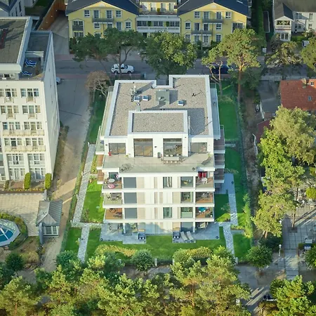 Strandkoenig Vogue Остзебад Бинц